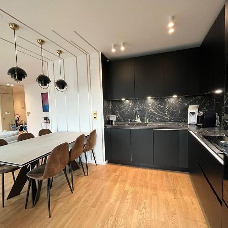 Appartement Luxueux Climatise Avec Terrasse, 6 Couchages - 17Eme Arrondissement De Paris كليشي المظهر الخارجي الصورة